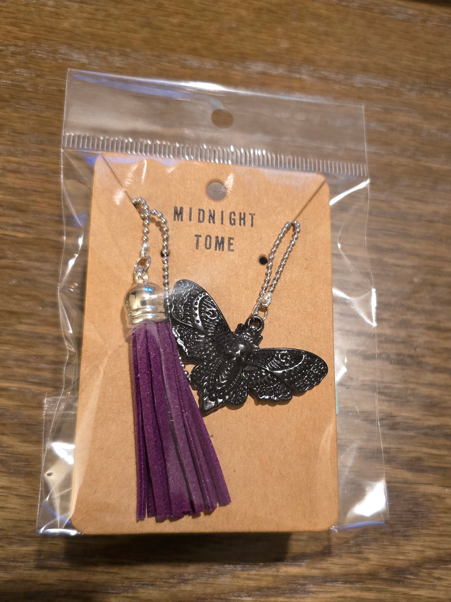 Death's Head Moth w/ Short Tassel