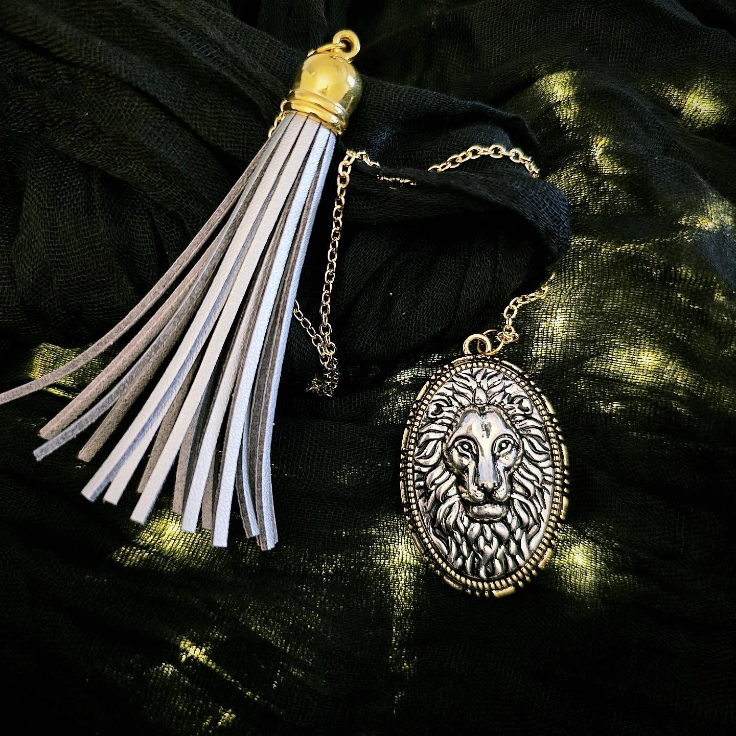 Lion Bust Pendant